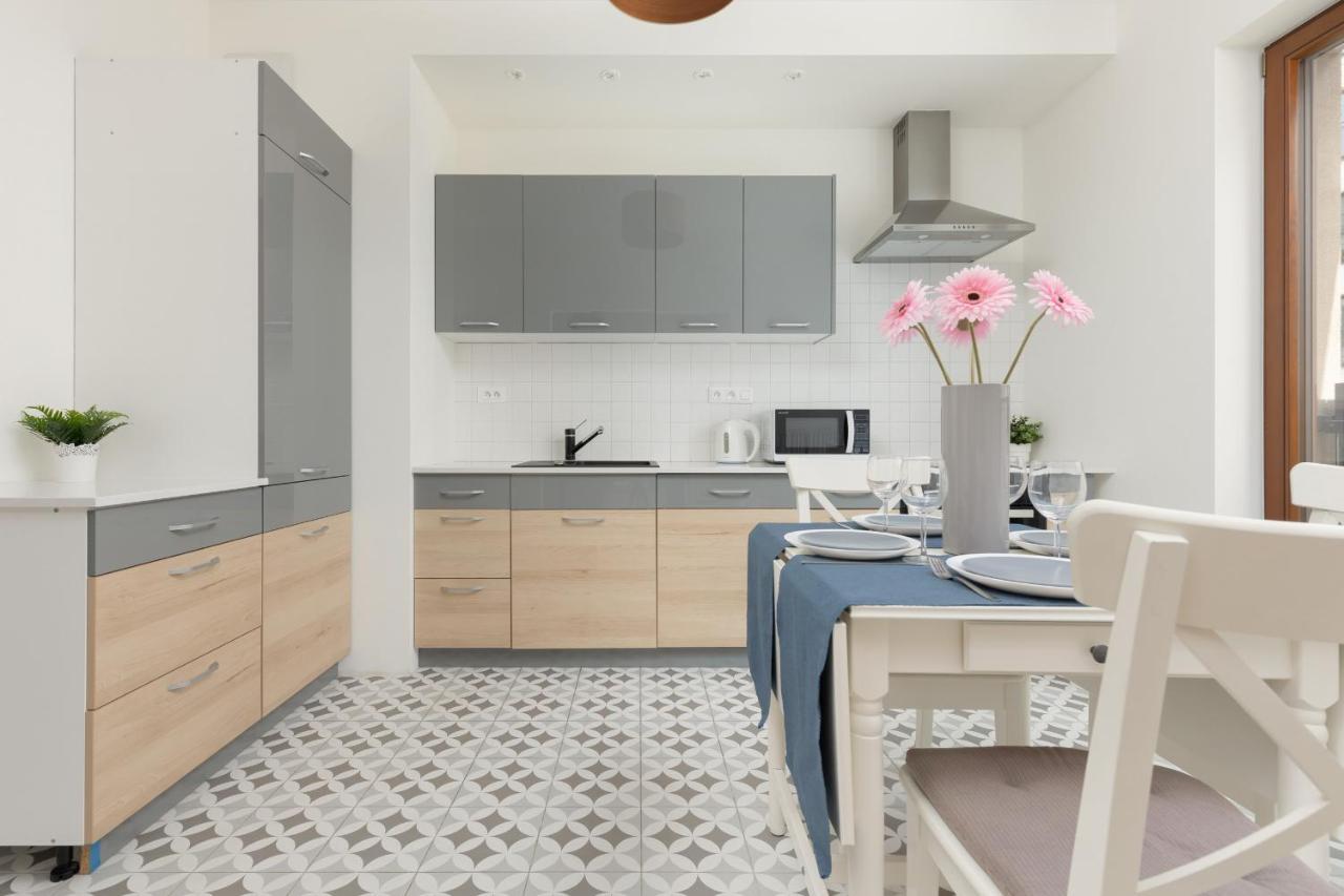 Warsaw Apartment Sierakowskiego By Noclegi Renters Exterior photo